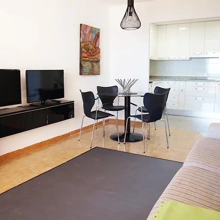 Apartup La Concha Beachfront I *