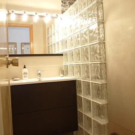 Apartment Apartup La Concha Beachfront I