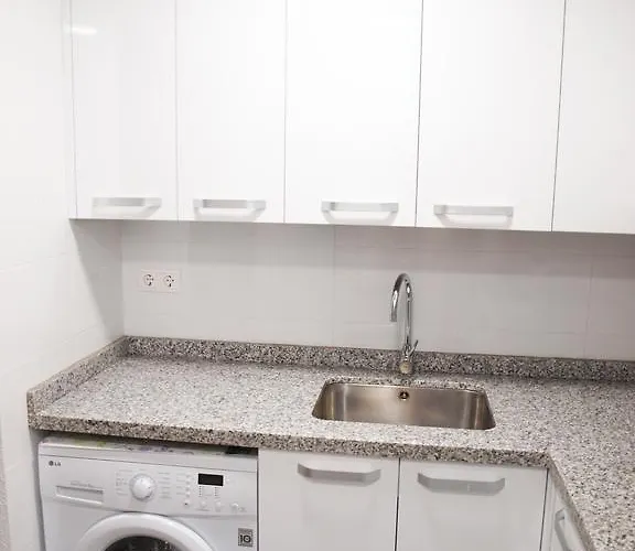 Apartup La Concha Beachfront I Apartment *